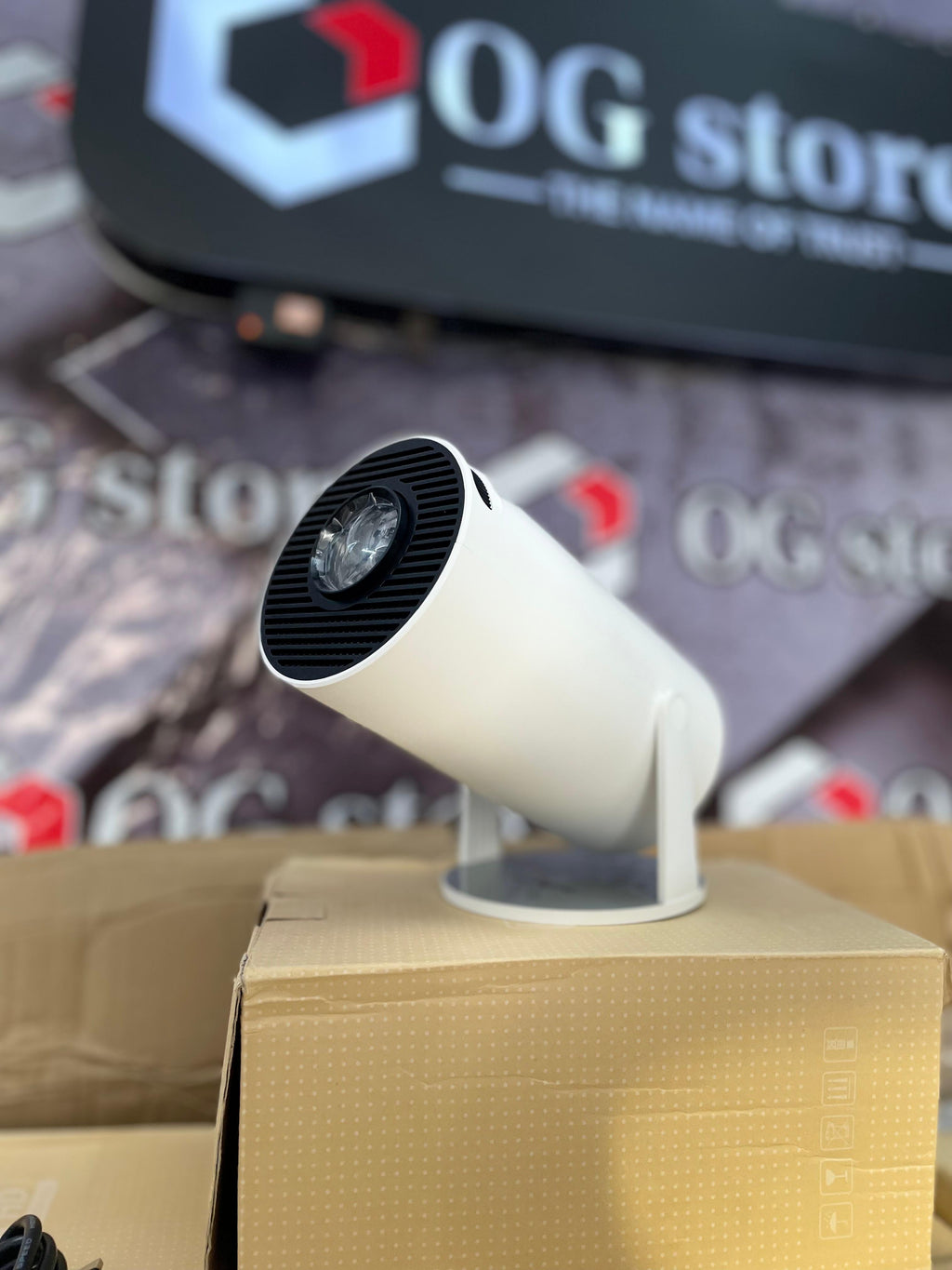 ANDROID 5G WIFI HOME PROJECTOR 4k